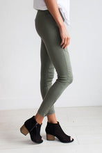 Load image into Gallery viewer, Moto Jeggings