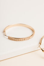 Load image into Gallery viewer, Textured Large Hoop Earrings in Cream
