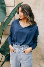 Load image into Gallery viewer, The Weekender Sweater in Navy
