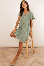 Load image into Gallery viewer, Sue Button Down Dress in Green
